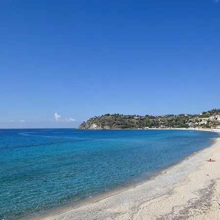 Holiday home Gorgeous In Marina Di Ragusa With Kitchen *